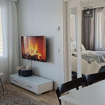 Kodikas Huoneisto, Oma Sauna, Ilmainen Pysaekoeinti Rovaniemi Exterior foto